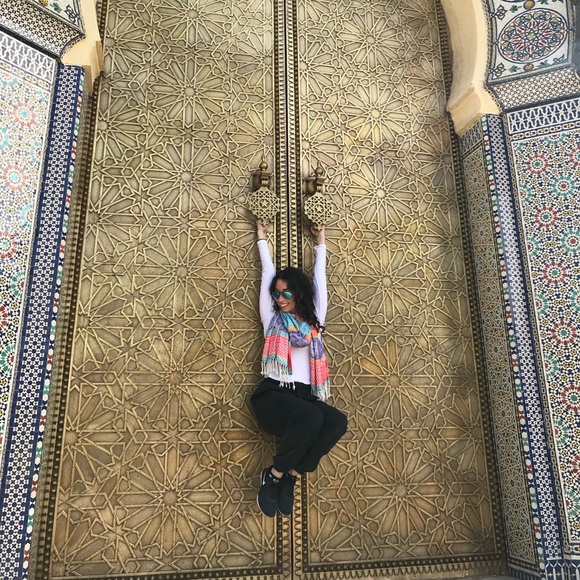 Meet your Posher, Beke - Picture 8 of 11